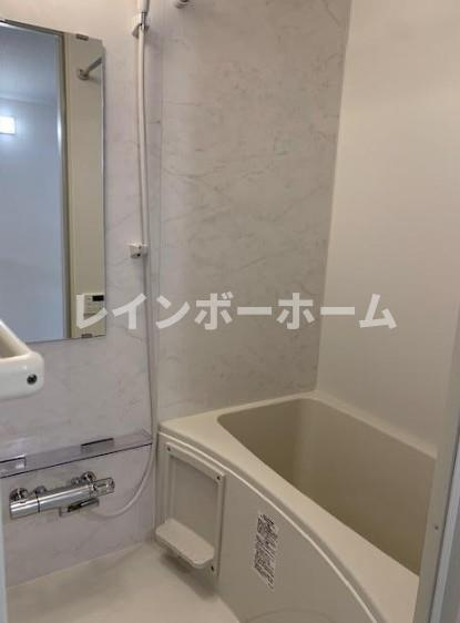 ブエナメゾン京成小岩の浴室