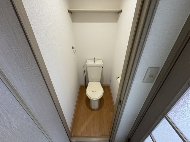スクエアメゾン鈴蘭台のトイレ