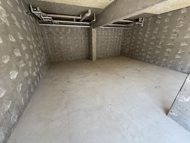 スクエアメゾン鈴蘭台の駐車場