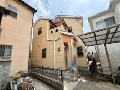 【玄関】 | 和田町　中古一戸建 | コムボックス光明池店まで徒歩２１分！休日のお出かけや普段のお買い物にも便利ですね♪