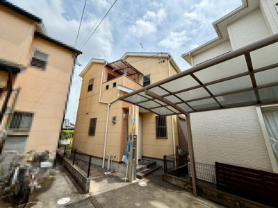 【エントランス】 | 和田町　中古一戸建 | ゆとりのある洗面所ですよ！家族そろって身支度出来ますね♪