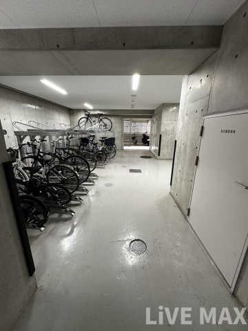 【ロビー】アドバンス上町台シュタット