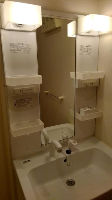 ミント　マムの独立洗面台|朝の身支度には欠かせない独立洗面化粧台