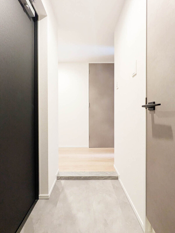 S-RESIDENCE板橋大山clairの玄関