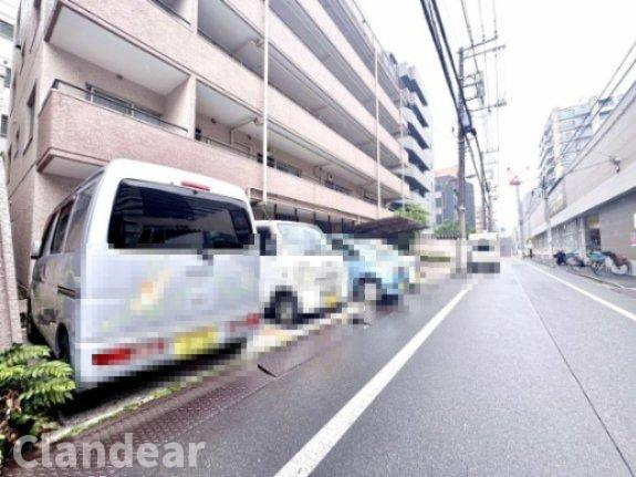 セントラルマンションの駐車場|ドキドキの新生活も、安心してスタート。ぴったりの住まいを見つけませんか？クランディアが一緒に住まい選びをサポートします‼　まずは、お気軽にお問合せください　＃クランディア