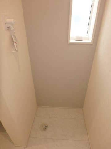 坂戸市元町新築戸建のランドリースペース