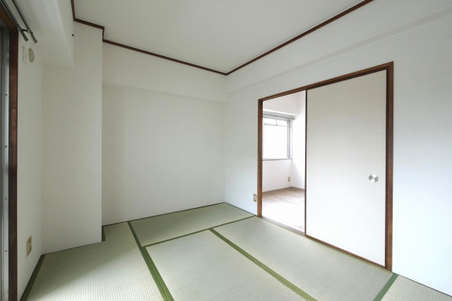 大和田ローズマンションの和室
