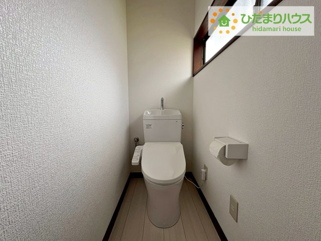 高萩市大字島名　中古戸建のトイレ|節水できるトイレで、少ないお水でもしっかりと洗浄してくれます！