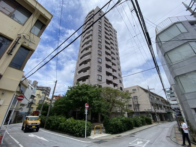 グランシャトレ松尾の外観