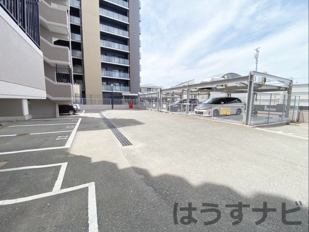 アムール長者原駅前の駐車場|駐車場は平面自走式と機械式があります！機械式駐車場のみ空き有り！