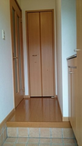 ラ・パヴァーヌＡの玄関