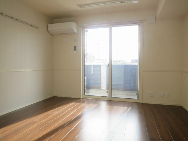 【寝室】D-room岩塚