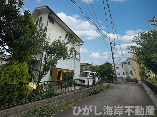 茅ケ崎市中島　売地　全４区画の外観|6月16日撮影　古家有　現地外観