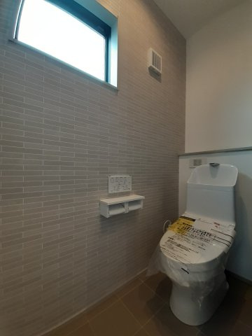 熊本市南区御幸木部３丁目の新築一戸建のトイレ|２Ｆトイレ