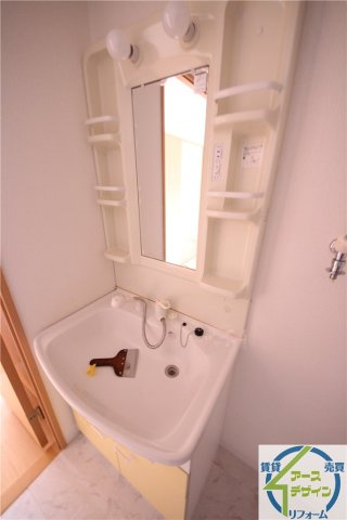 コンフォールビアンの独立洗面台|※類似部屋