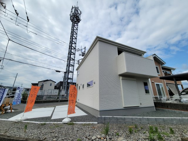 売新築戸建　富士市水戸島の前面道路含む現地写真
