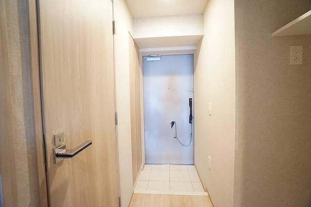 リテラス南千住サウスの玄関