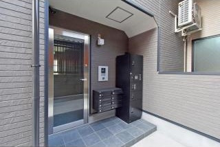 ハーモニーテラス東野八反畑町Ⅱのエントランス