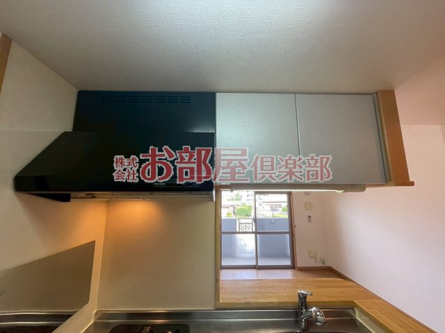 フィオーレのキッチン|コンパクトなキッチンで掃除もラクラク