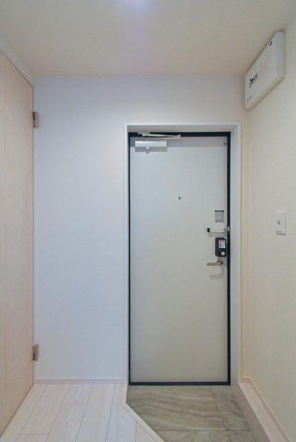 ハーモニーテラス東野八反畑町Ⅱの玄関
