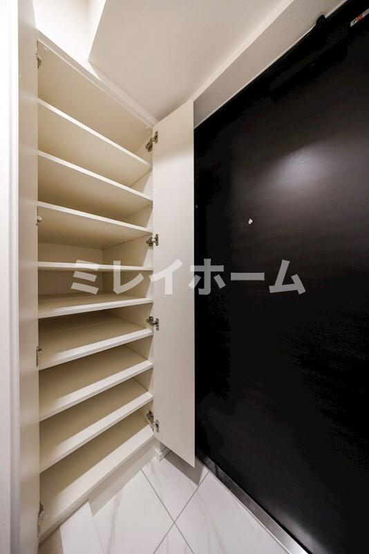 ドゥーエ西馬込Ⅱの玄関