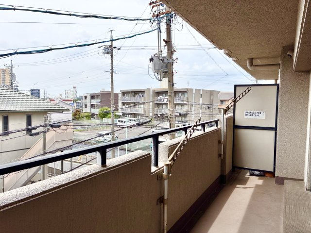 グローリアス本郷のバルコニー