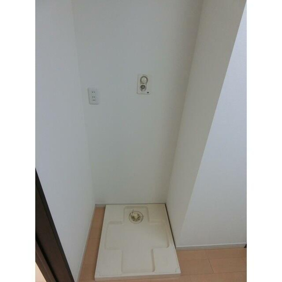 【設備】 | ヴィクトワール中村 | 室内洗濯機置き場。
