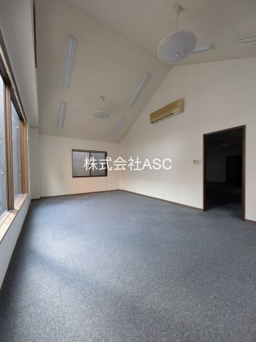 福島１棟　店舗・事務所の洋室