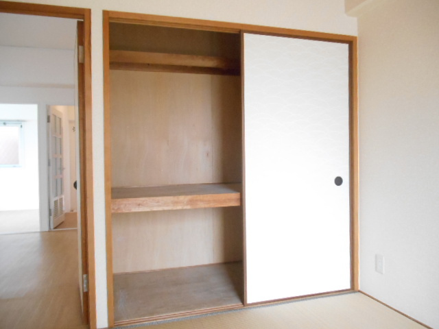 アビタシオン西緑丘の収納