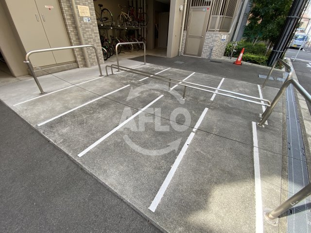 エスリード天神橋筋六丁目のその他共用部分|エスリード天神橋筋六丁目　バイク置き場
