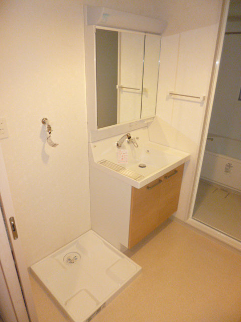 HouseK　南東角部屋　全室エアコン　オートロック