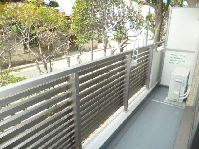 HouseK　南東角部屋　全室エアコン　オートロックのバルコニー