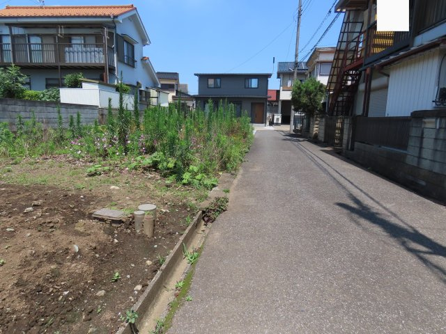 川越市天沼新田売地の前面道路含む現地写真