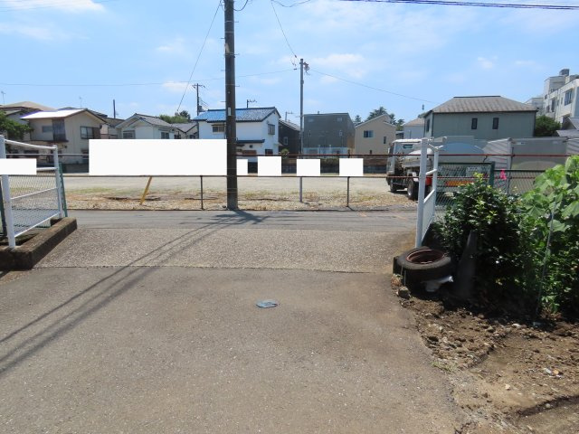 川越市天沼新田売地の前面道路含む現地写真