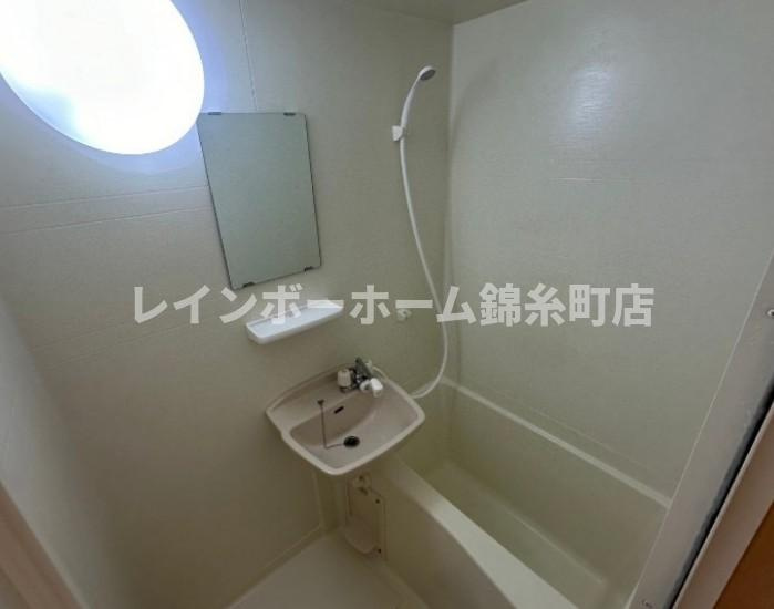 Welina SHOEⅠの浴室|※別部屋参照写真となります。