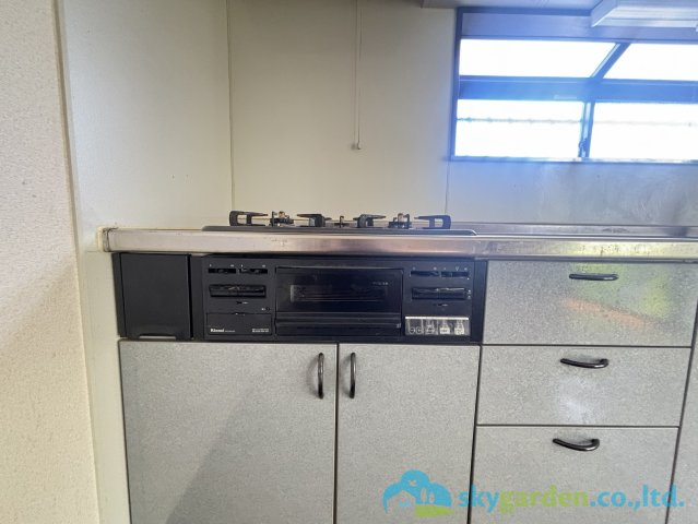 平塚市広川　中古戸建のキッチン