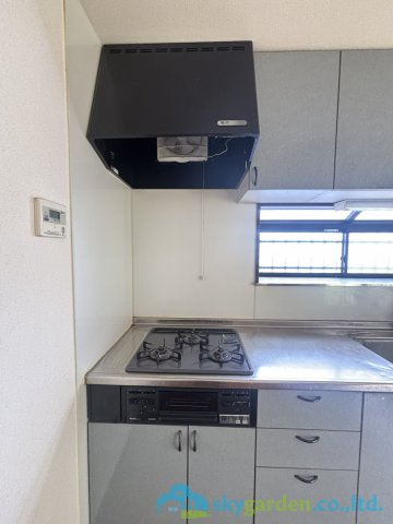 平塚市広川　中古戸建のキッチン