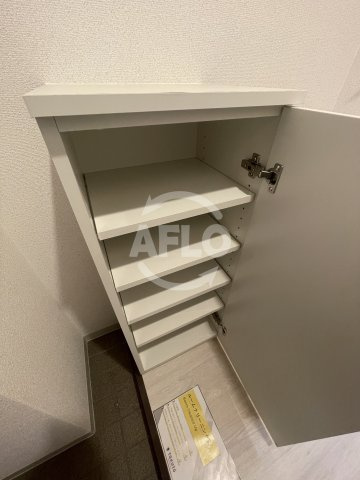アーデン新大阪の収納|アーデン新大阪　シューズボックス
