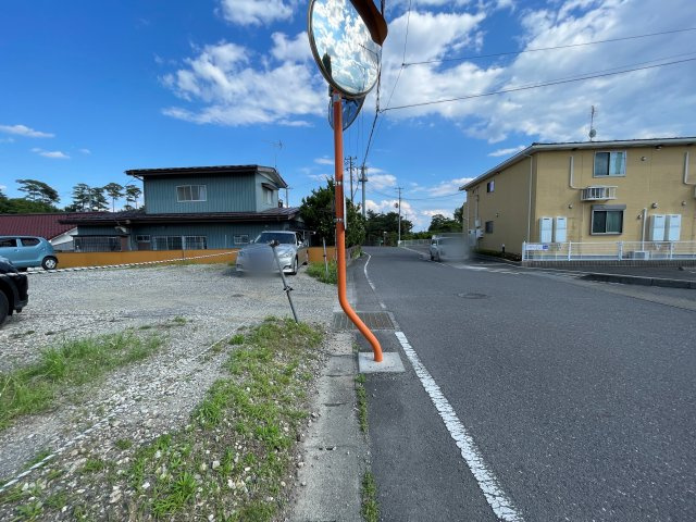 売地・住宅用地　郡山市喜久田町双又　富田小学校・富田中学校の前面道路含む現地写真