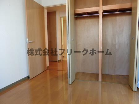 コーポレート連雀1号棟の収納