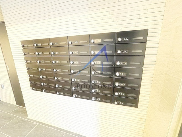 ディアレイシャス横浜吉野町のその他共用部分|集合ポストです。