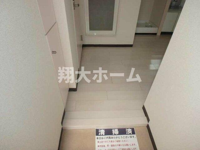 ガーデンプレイス市ヶ谷の玄関