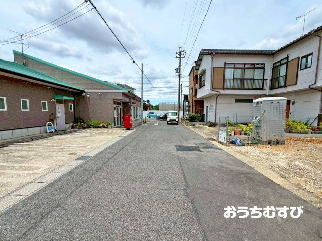 春日井市篠木町第2(全1棟)の前面道路含む現地写真