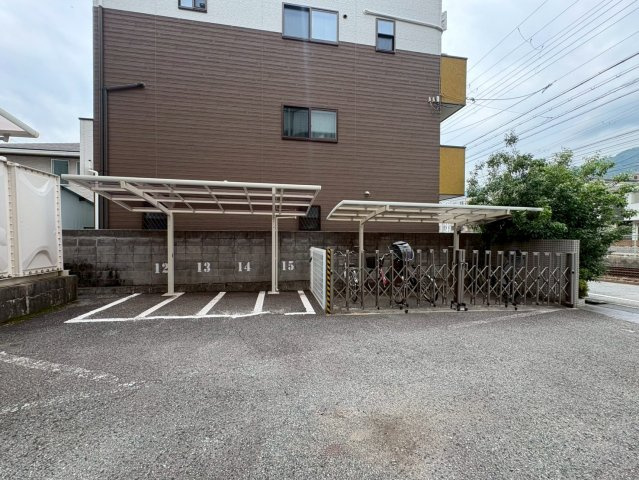 ビューライフ六甲の駐車場