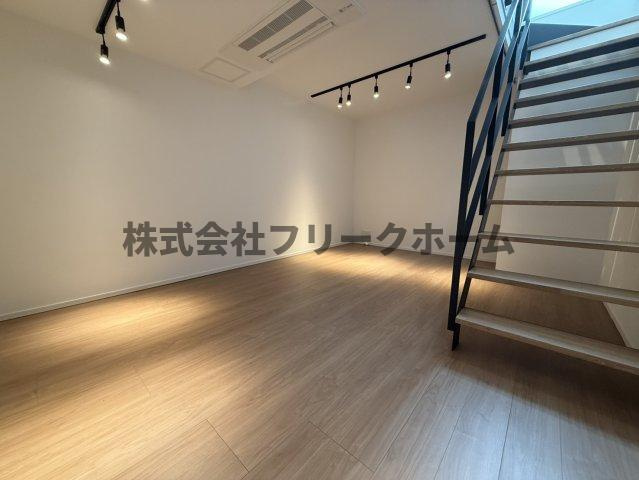 武蔵野市吉祥寺東町１丁目の賃貸マンションの居間・リビング