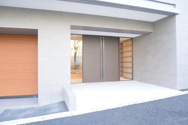ＰＲＥＭＩＵＭ　ＣＵＢＥ　代々木上原のエントランス|共用部分の入り口です