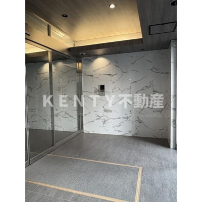 【ロビー】 | インペリアルフラット武蔵小山 | ゆとりのあるロビーです