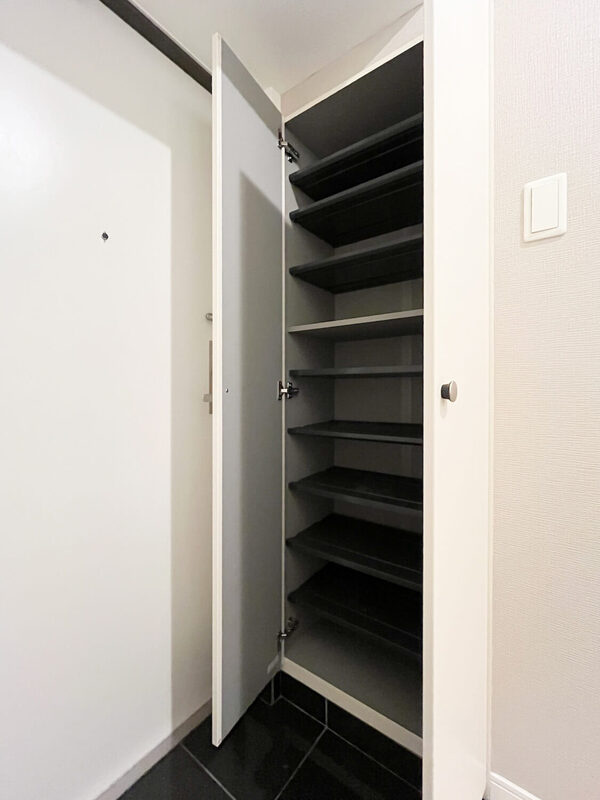 福岡市博多区神屋町の賃貸マンションの玄関