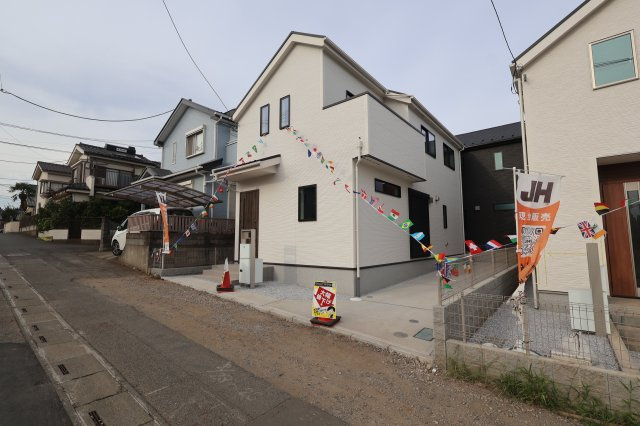 《仲介手数料無料》岩槻区城南１丁目5-41-1新築一戸建てリナージュの外観|撮影日 2026年8月9日 17:00 晴れ