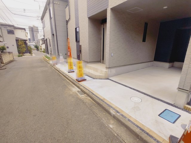 【前面道路含む現地写真】の画像